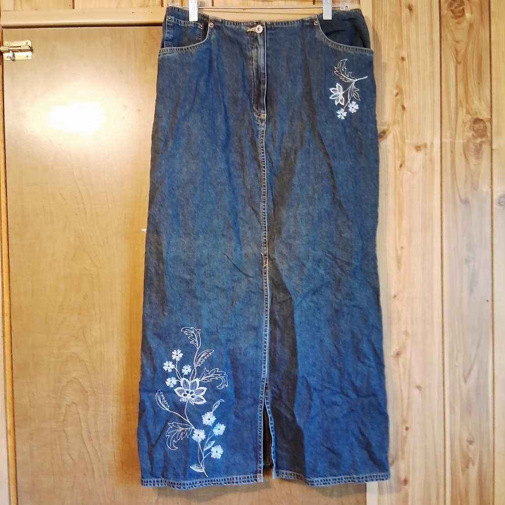 Marsh Landing Blue Denim Skirt with White Floral Embroidery